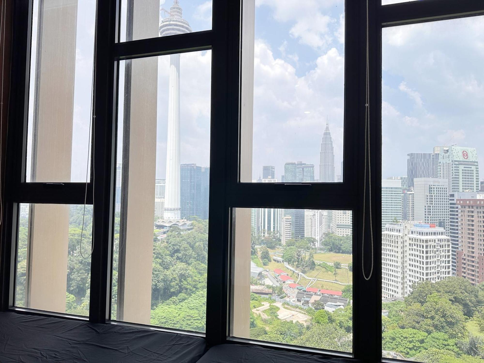 Ceylonz Klcc By Twin Tower View *